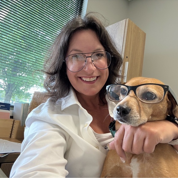 Meet your Posher, Teresa - Picture 1 of 1